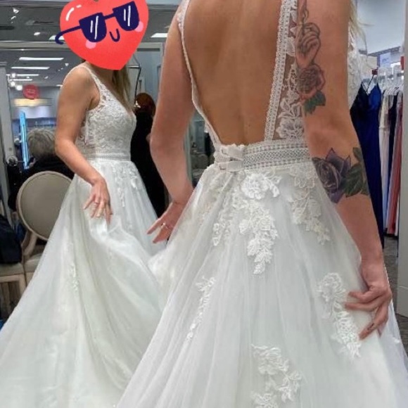 Oleg Cassini Embroidered Wedding Dress - Picture 2 of 3